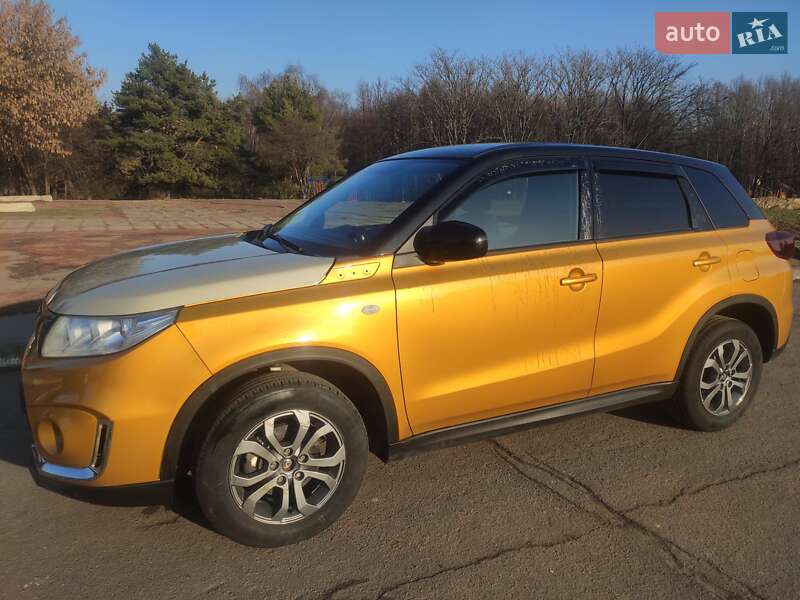 Suzuki Vitara (2022)