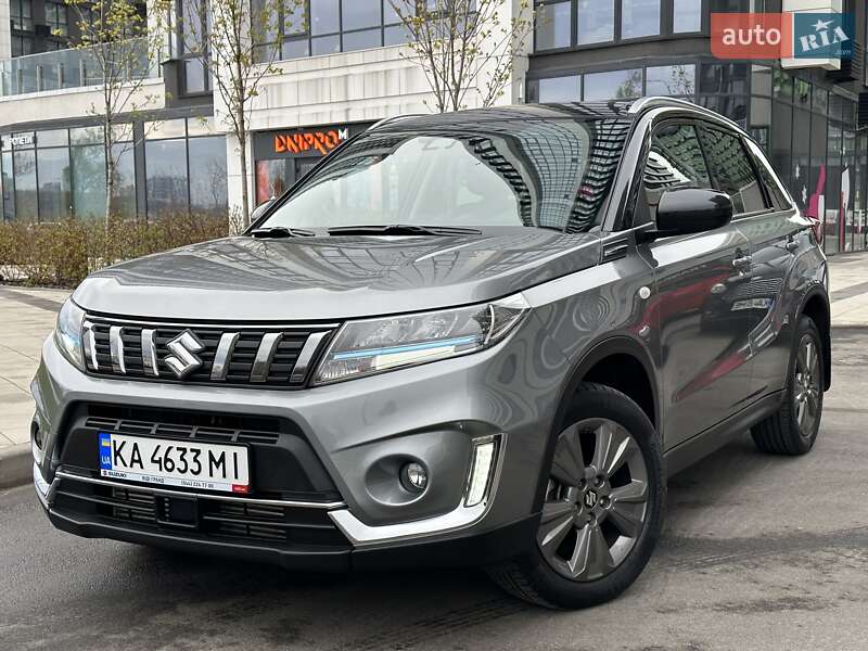 Suzuki Vitara (2024)