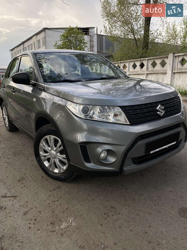 Suzuki Vitara (2016)