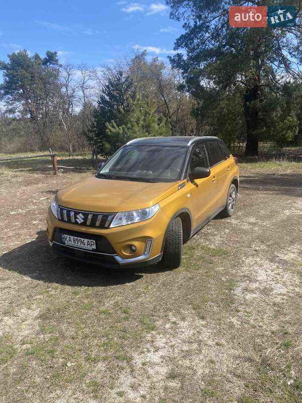 Suzuki Vitara (2020)