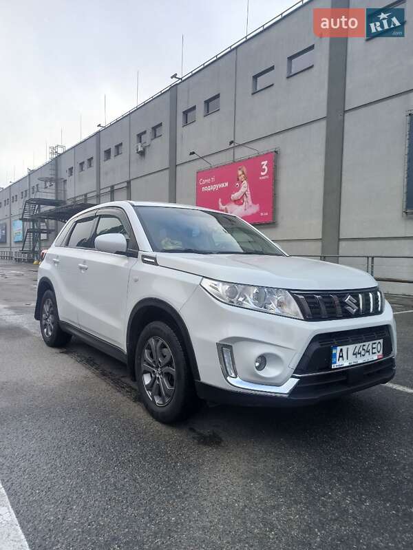Suzuki Vitara (2021)