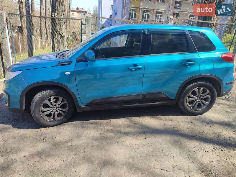Suzuki Vitara (2017)