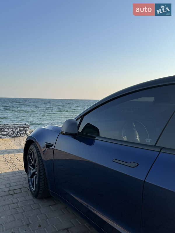 Tesla Model 3 (2020)