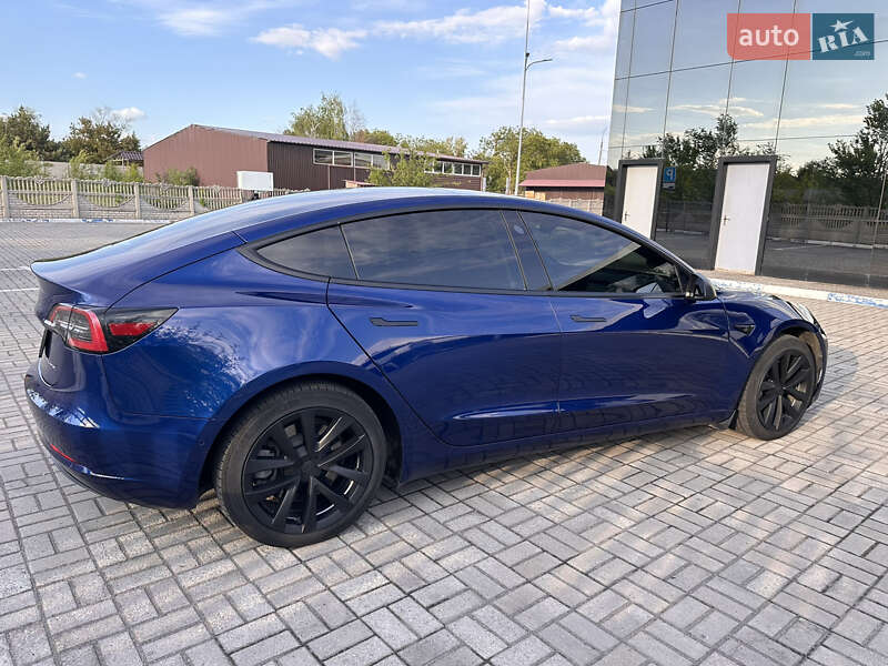 Tesla Model 3 (2020)