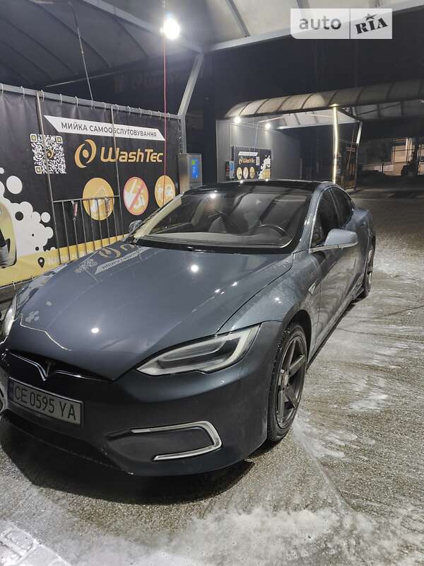 Tesla Model s (2013)