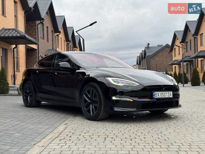 Tesla Model s (2022)
