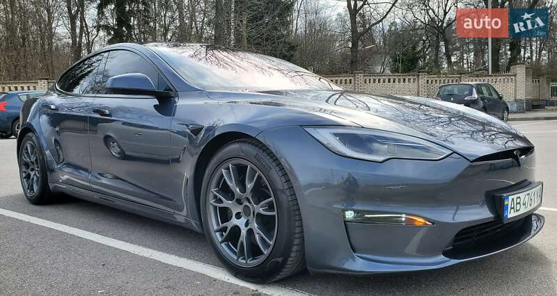 Tesla Model s (2022)