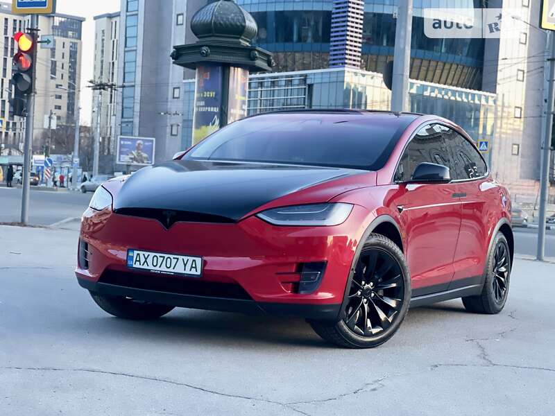 Tesla Model x (2017)