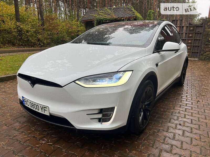 Tesla Model x (2018)