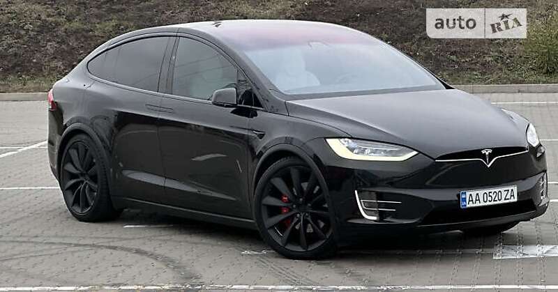 Tesla Model x (2017)