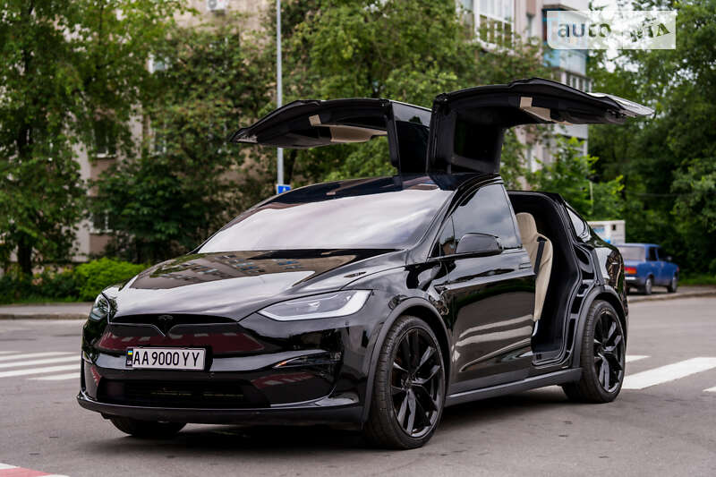 Tesla Model x (2022)