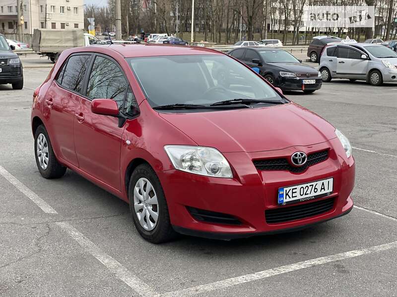 Toyota Auris (2008)