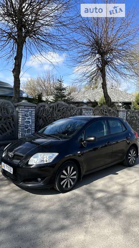 Toyota Auris (2009)