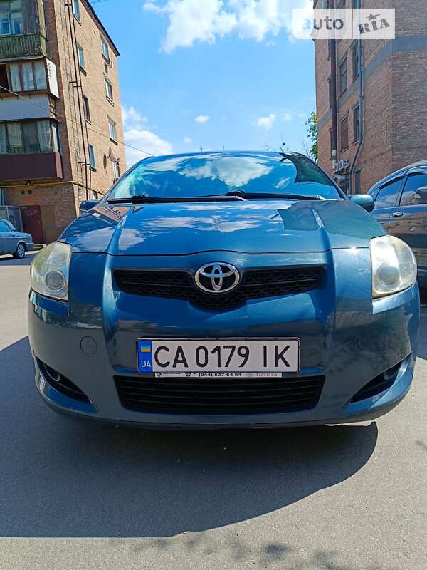 Toyota Auris (2008)