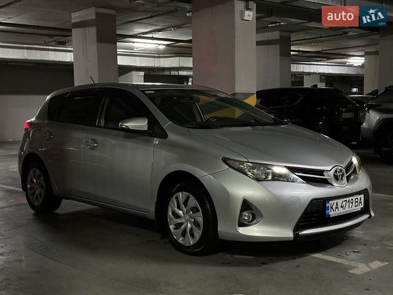 Toyota Auris (2013)