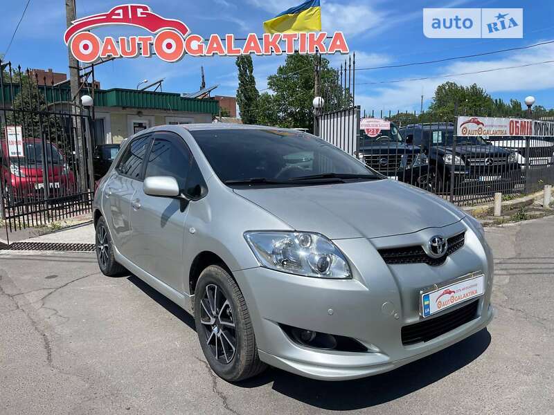 Toyota Auris (2008)
