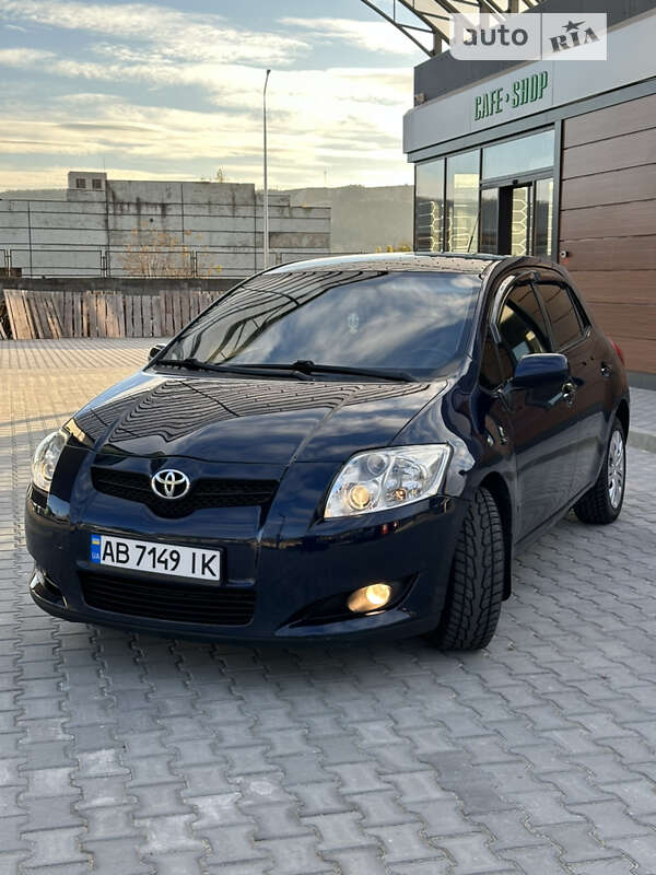 Toyota Auris (2008)