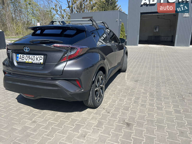 Toyota C-hr (2020)