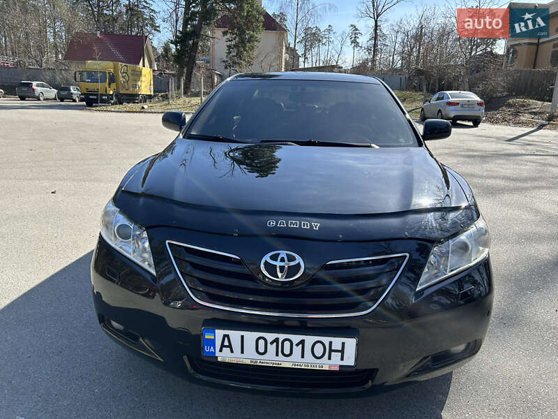Toyota Camry (2007)