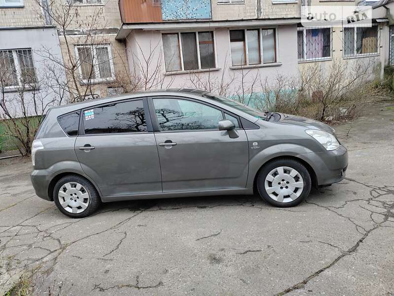 Toyota Corolla verso (2006)