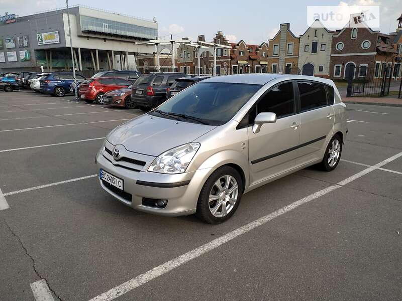 Toyota Corolla verso (2005)