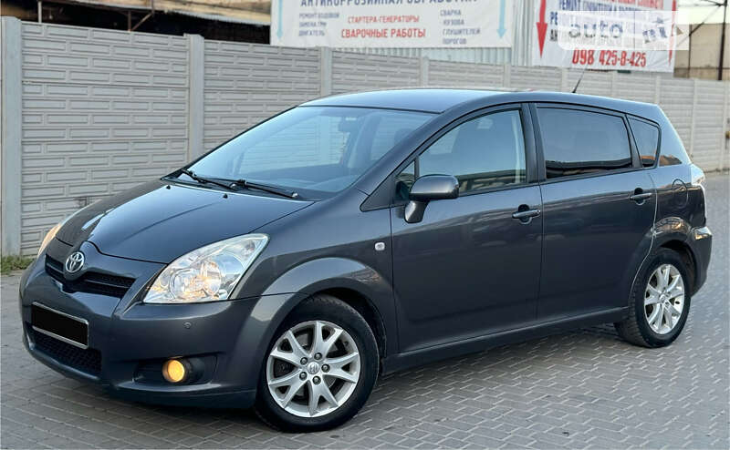 Toyota Corolla verso (2008)