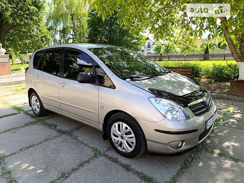 Toyota Corolla verso (2002)