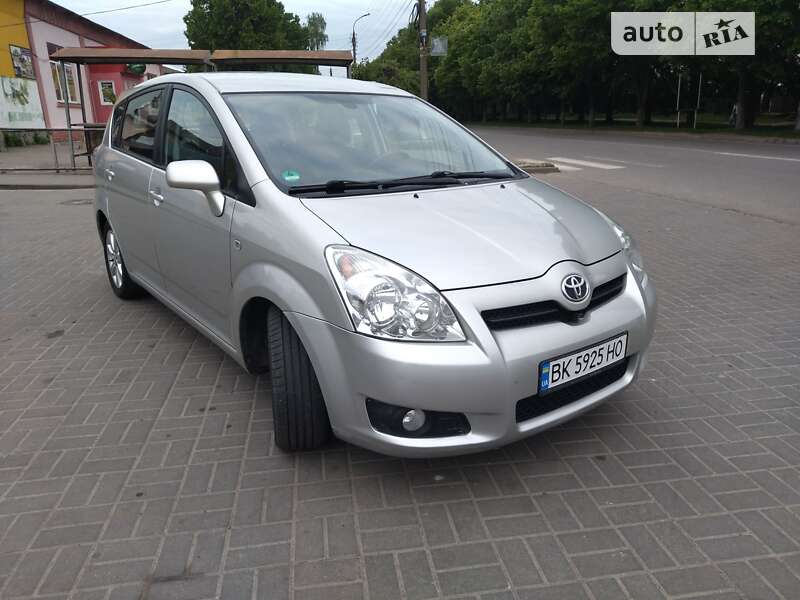 Toyota Corolla verso (2007)