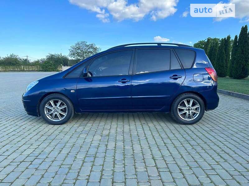 Toyota Corolla verso (2002)