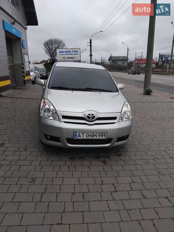 Toyota Corolla verso (2006)