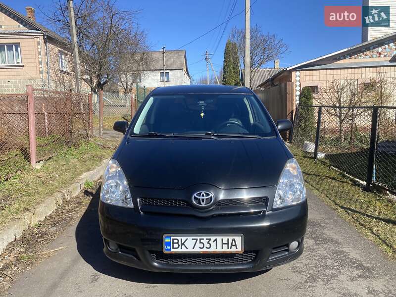 Toyota Corolla verso (2005)