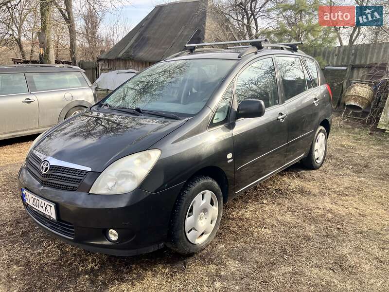 Toyota Corolla verso (2003)