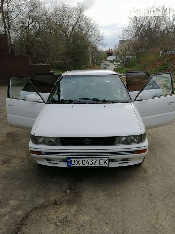 Toyota Corolla (1987)