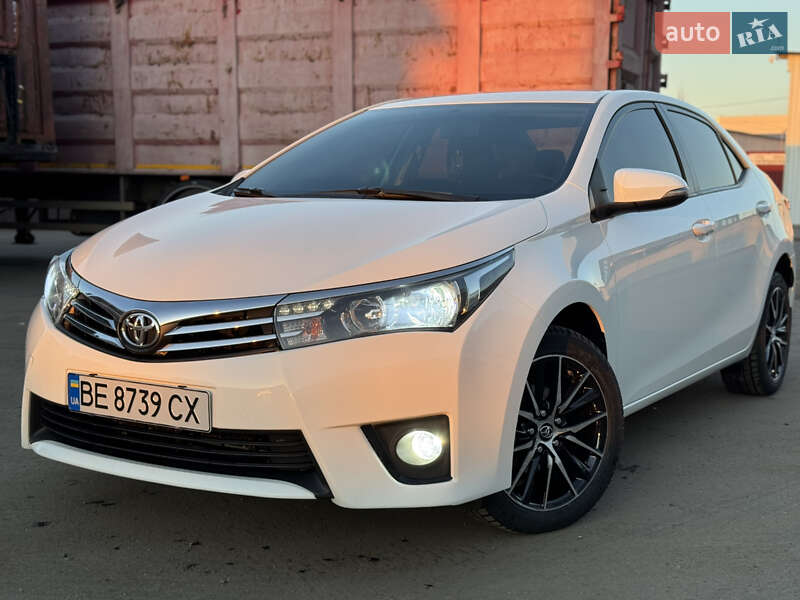 Toyota Corolla (2014)