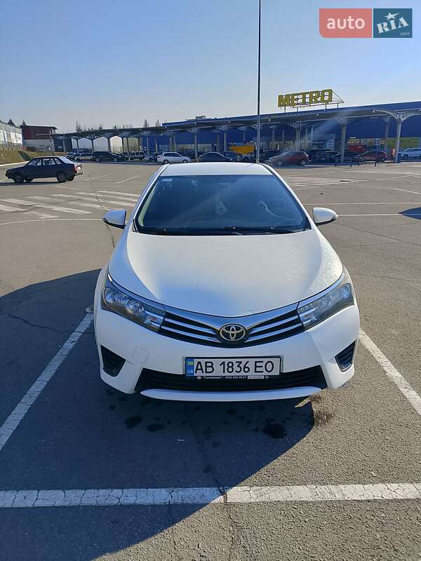 Toyota Corolla (2013)