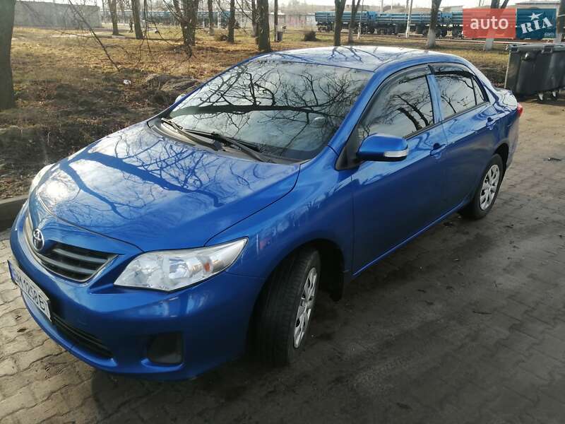 Toyota Corolla (2012)