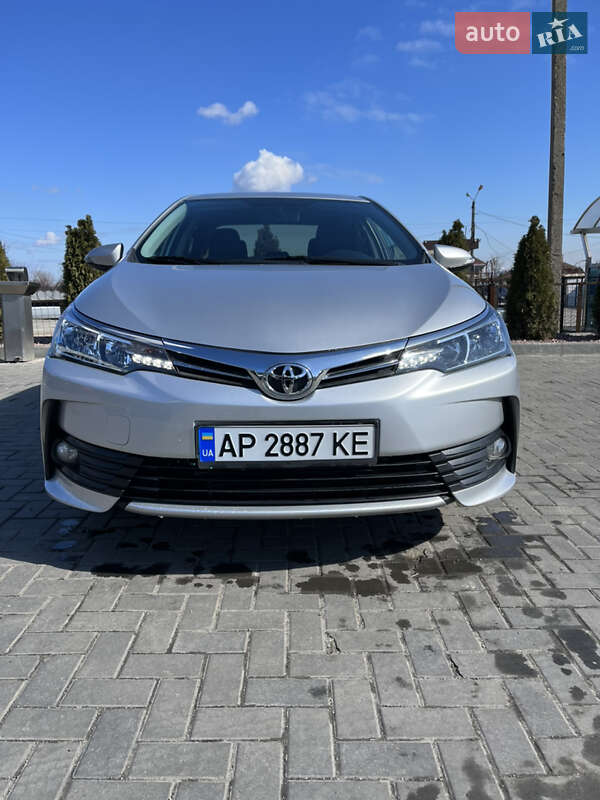 Toyota Corolla (2017)