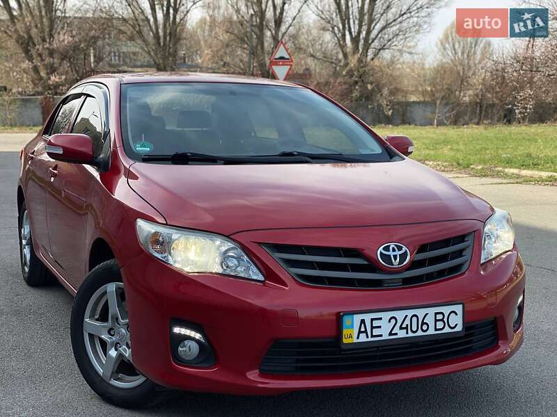 Toyota Corolla (2012)
