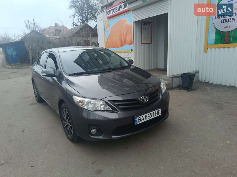 Toyota Corolla (2011)