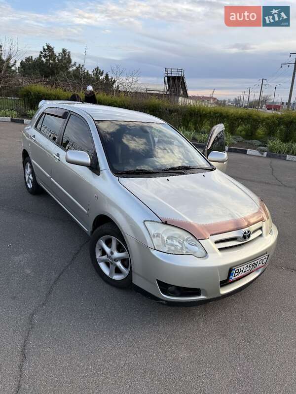 Toyota Corolla (2006)