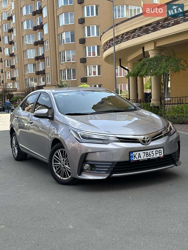 Toyota Corolla (2017)