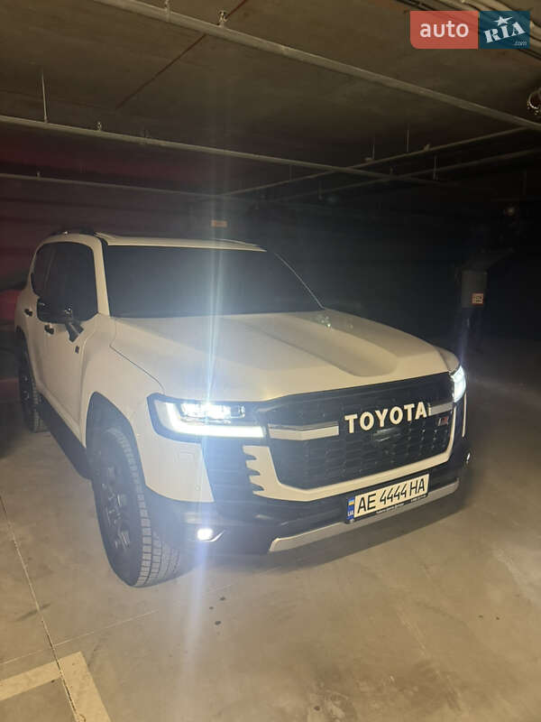 Toyota Land cruiser (2022)