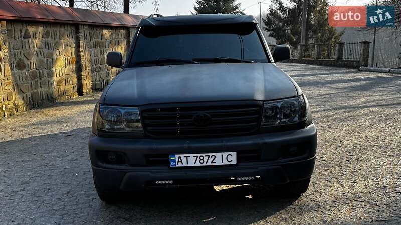 Toyota Land cruiser (2000)