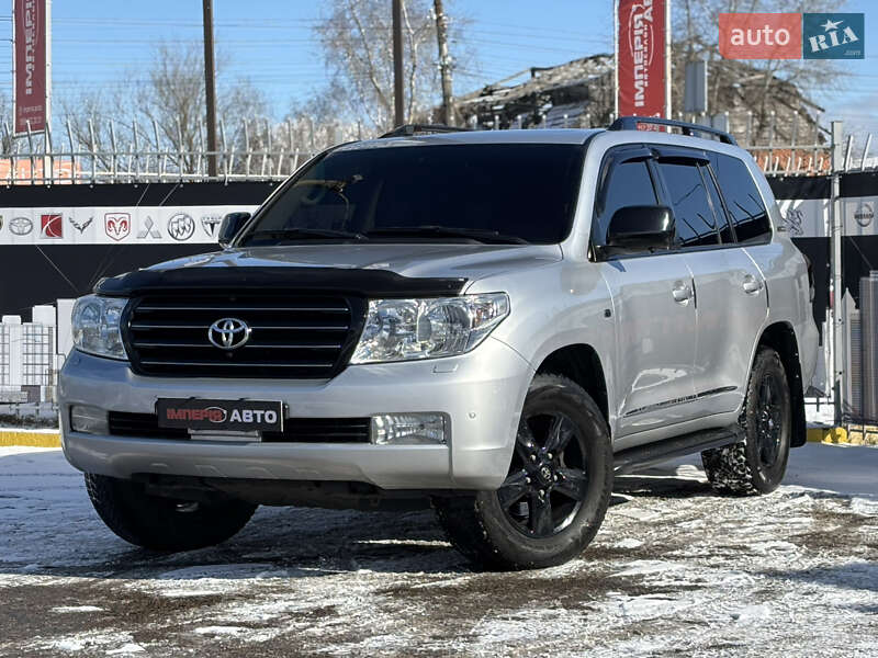 Toyota Land cruiser (2011)