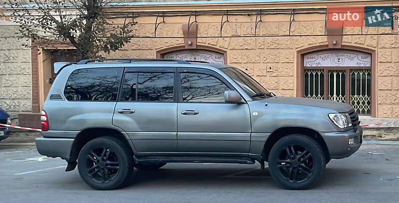 Toyota Land cruiser (2002)