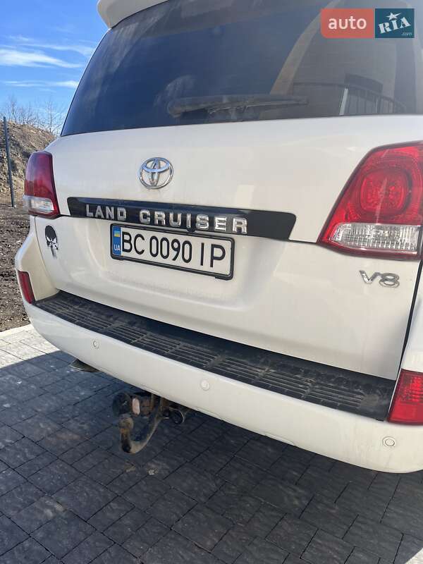 Toyota Land cruiser (2008)