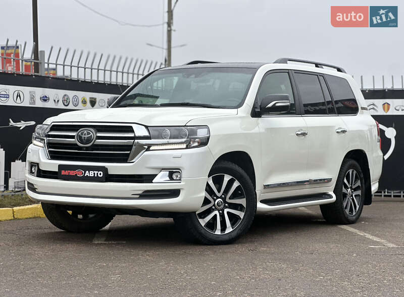 Toyota Land cruiser (2018)