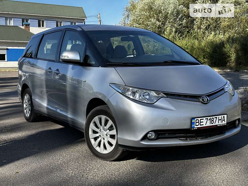 Toyota Previa (2008)