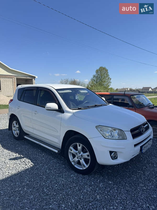 Toyota Rav4 (2009)
