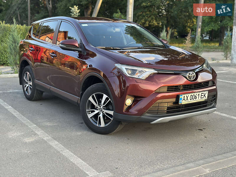 Toyota Rav4 (2016)